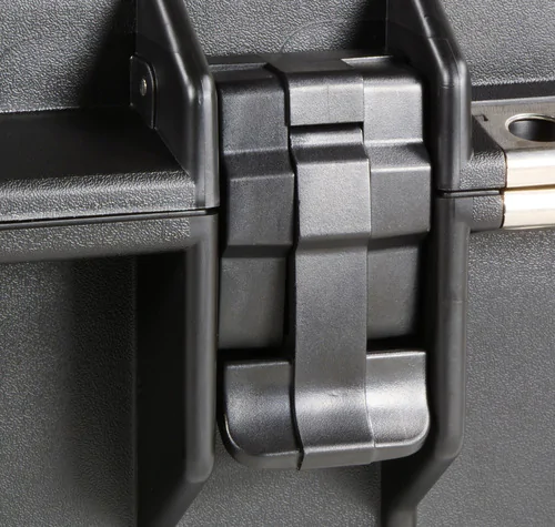 Snapping Latches