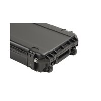 SKB 3i-4214-5B-L Case with Layered Foam (with Wheels)